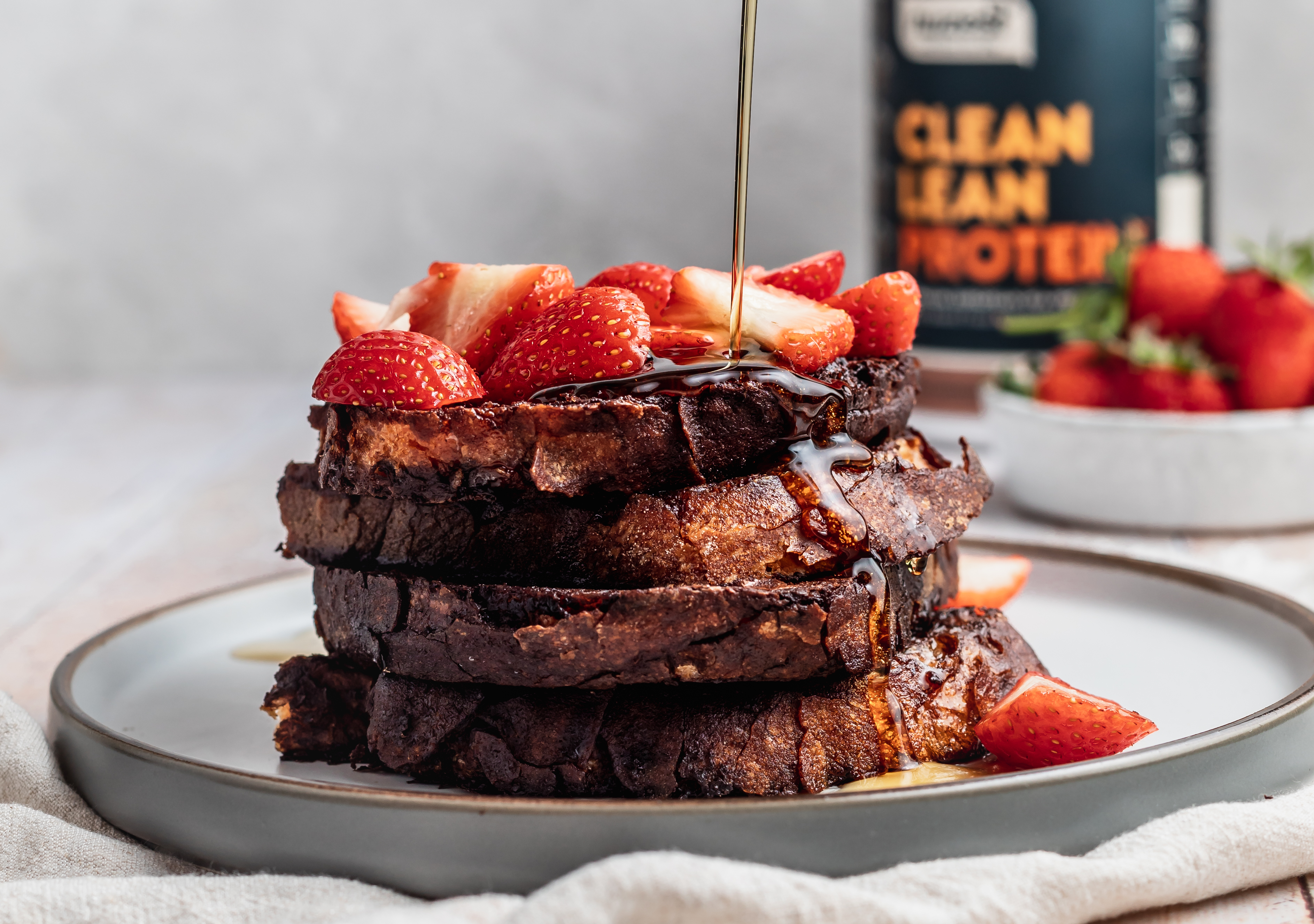 Nuzest Chocolate & Strawberry French Toast